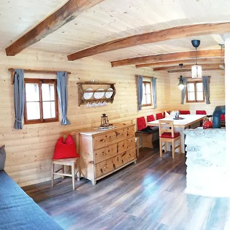 Ampferkaralm Huette