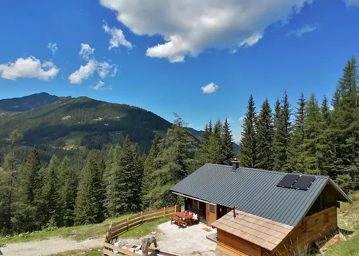 Ampferkaralm Huette *